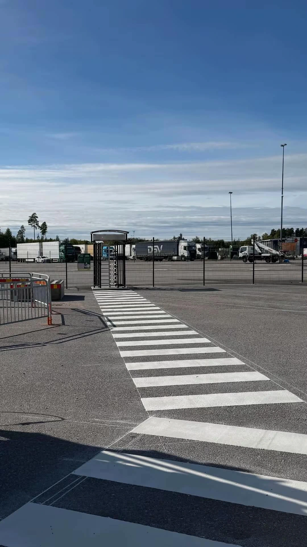 Laddstation för ellastbilar i Örebro – bild 1